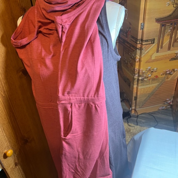 2 members mark soft dresses - Picture 13 of 13